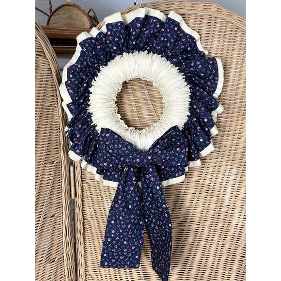 Vintage 1980s Fabric Wreath Country Cottage - Picture 1 of 7